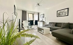Le Montjovis, Spacieux Et Lumineux Avec Garage